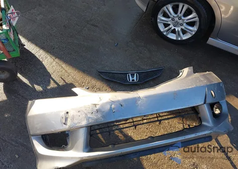 2010 Honda Fit Sport z USA, uszkodzony, nr VIN JHMGE8H44AS019788